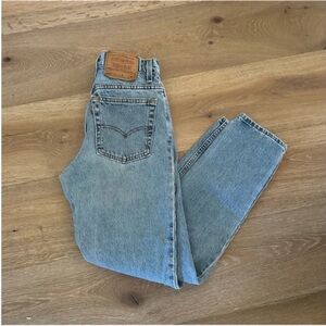 Vintage 90s Levi’s 550